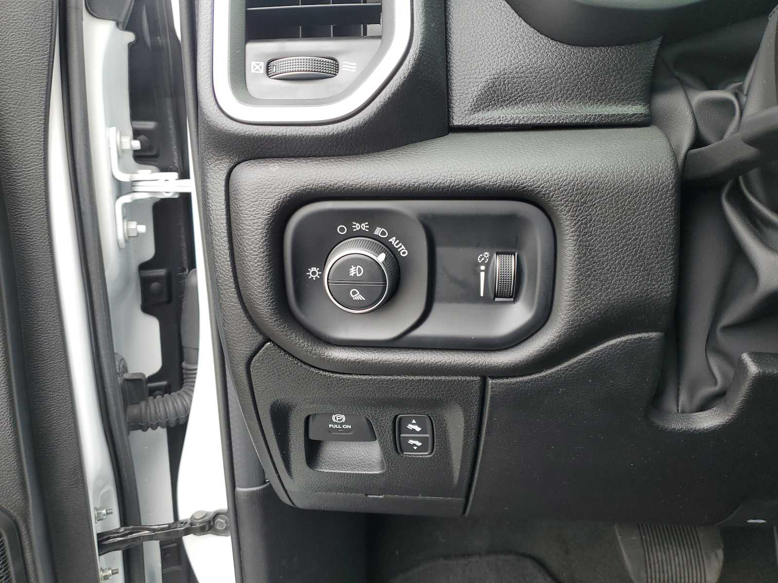 Thumbnail: 2024 RAM 1500 - 21