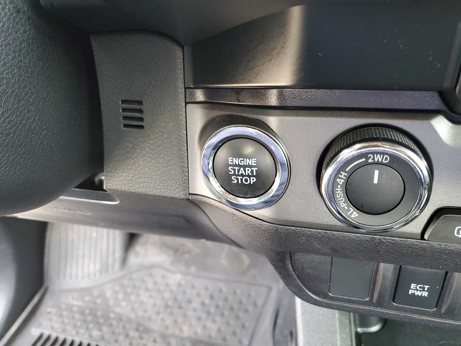 Thumbnail: 2023 Toyota Tacoma - 28