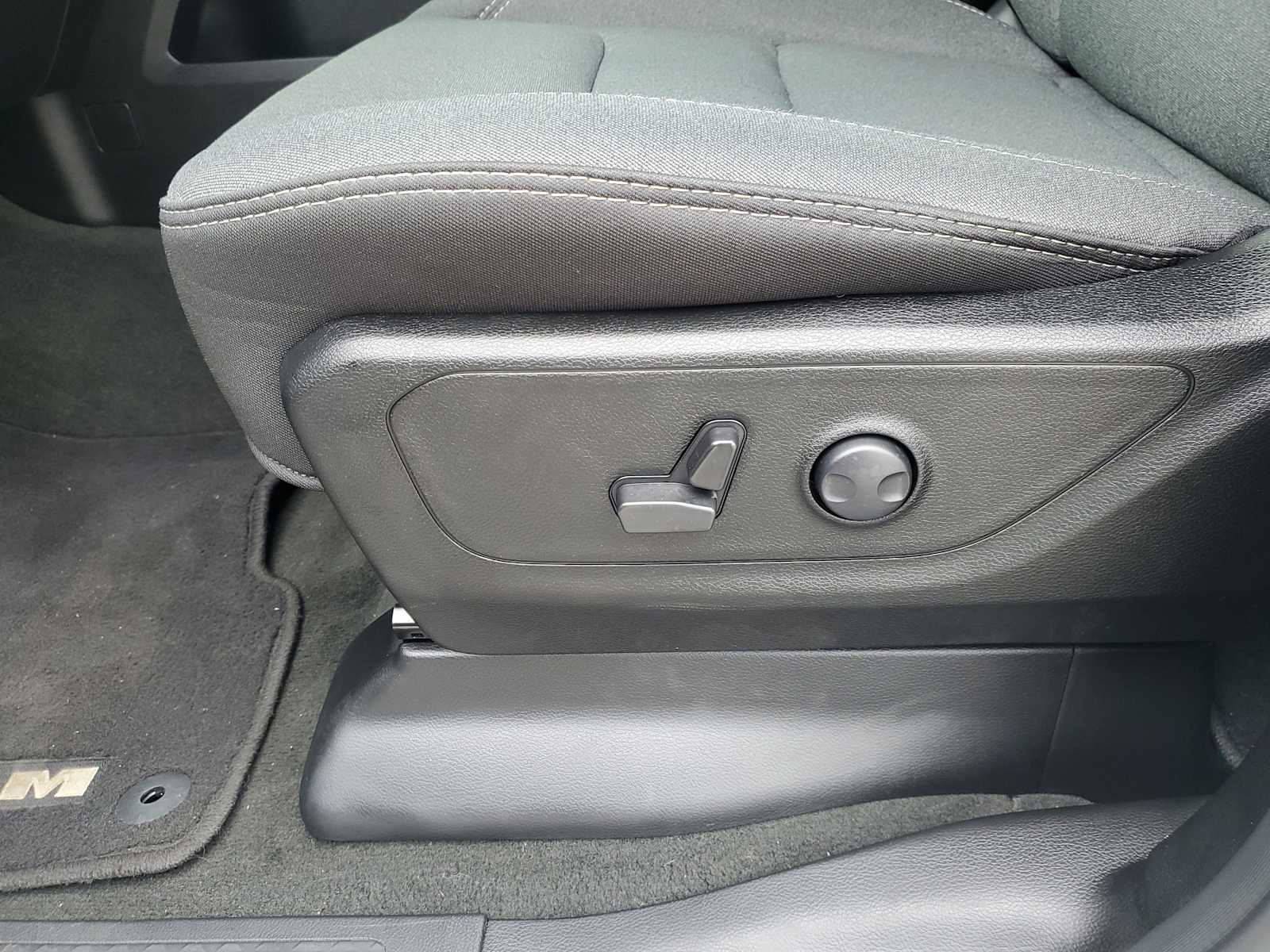 Thumbnail: 2024 RAM 1500 - 19