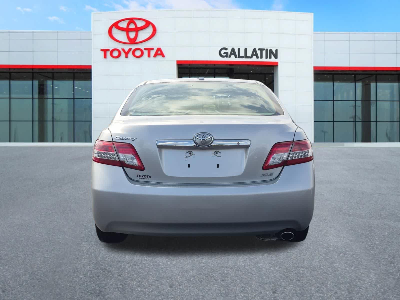 Thumbnail: 2011 Toyota Camry - 7