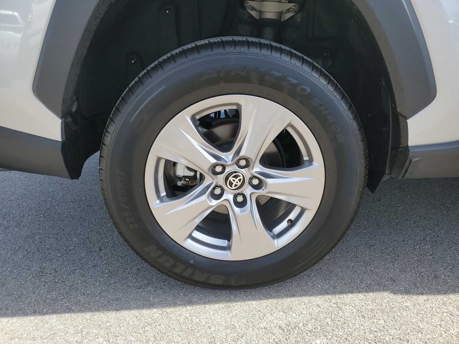 Thumbnail: 2024 Toyota RAV4 - 6