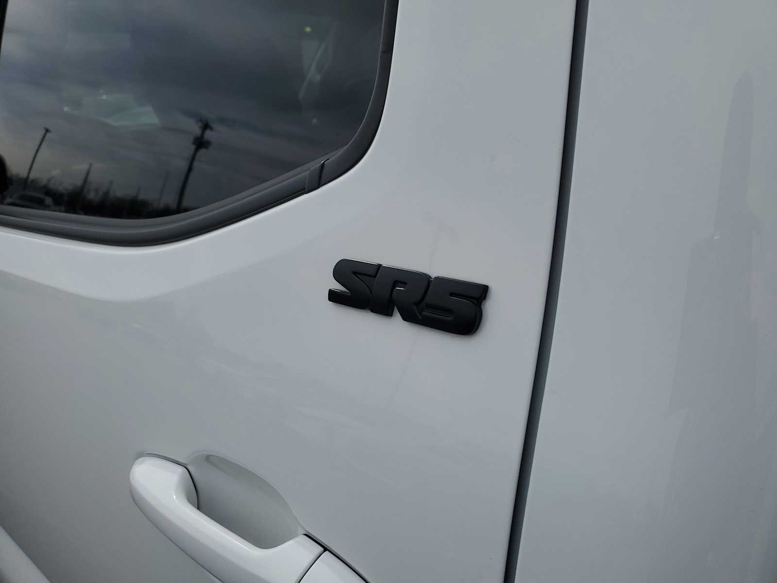 Thumbnail: 2021 Toyota Tacoma - 10