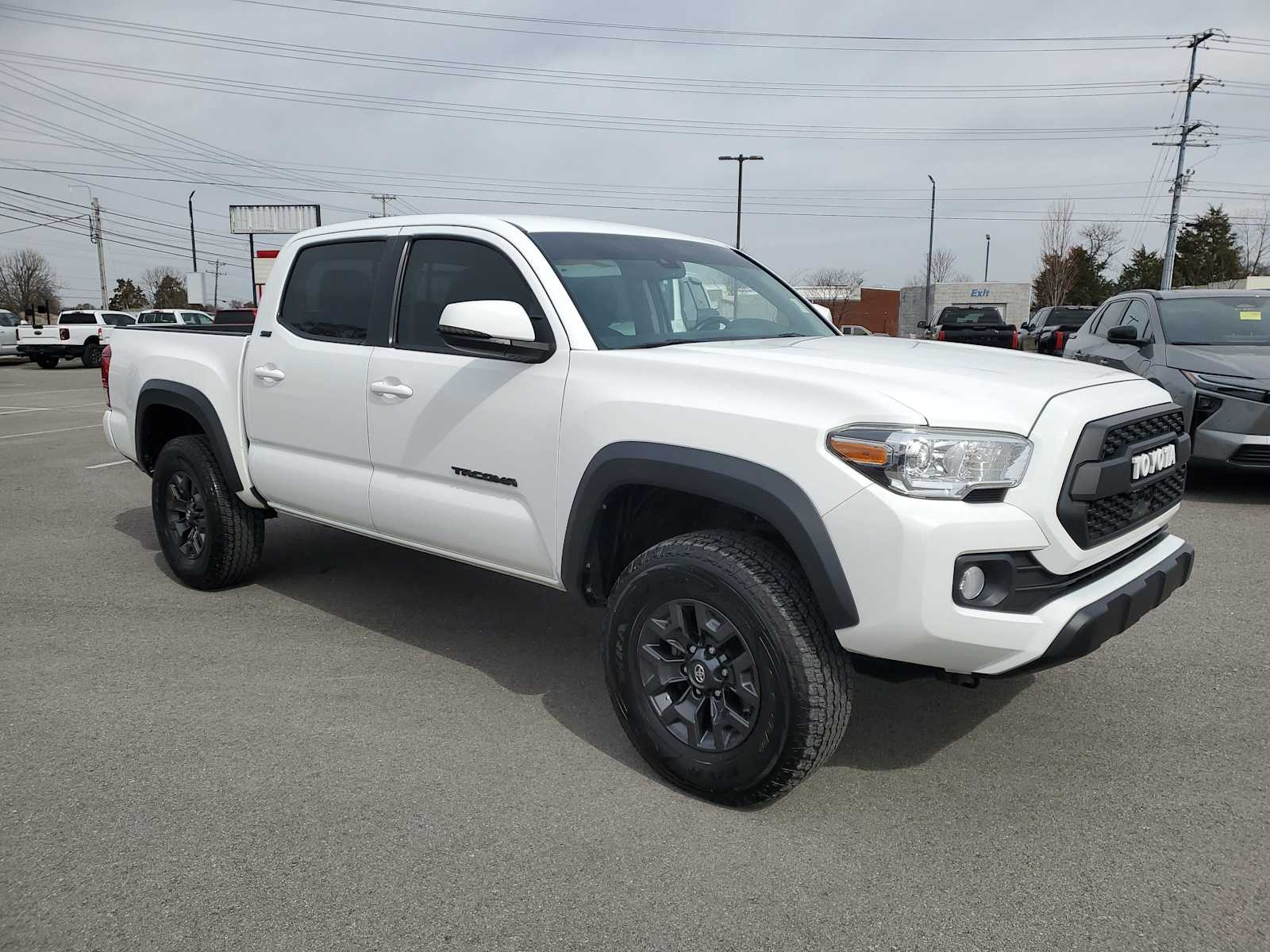 Thumbnail: 2021 Toyota Tacoma - 4