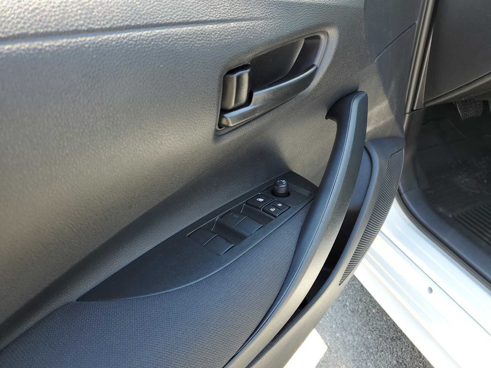 Thumbnail: 2026 Toyota Corolla - 16