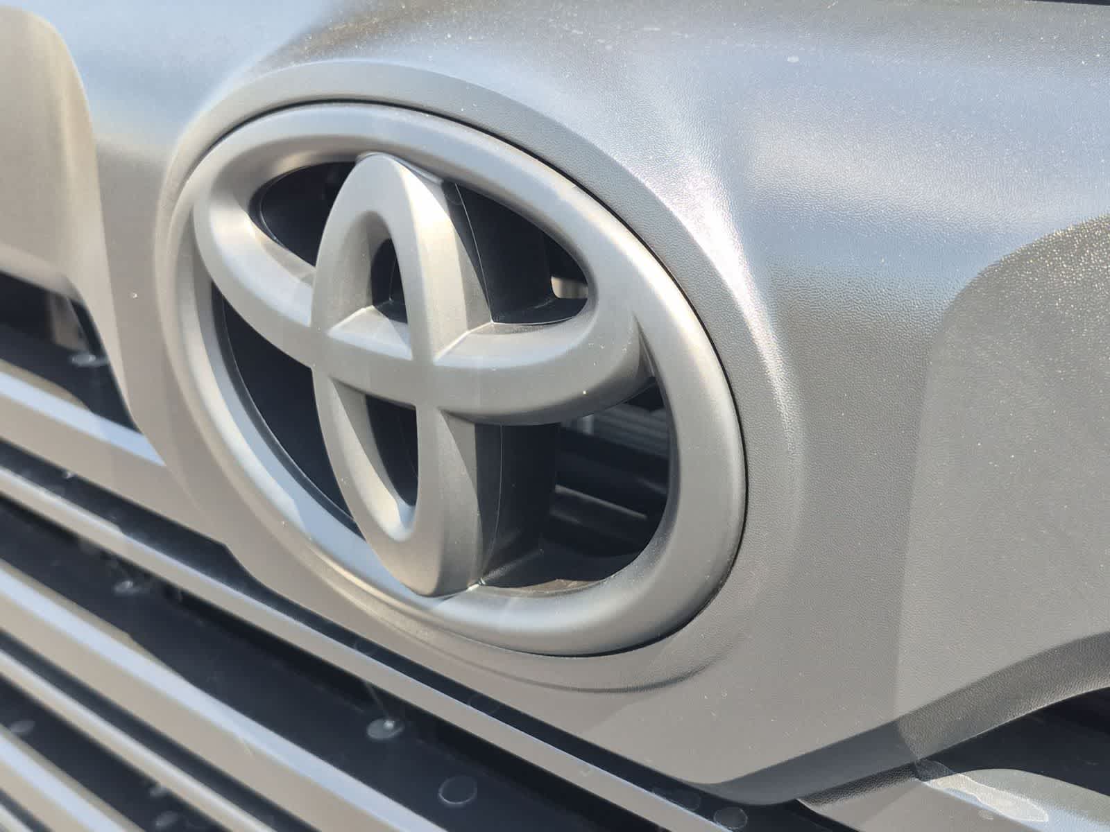 Thumbnail: 2026 Toyota Tundra - 12