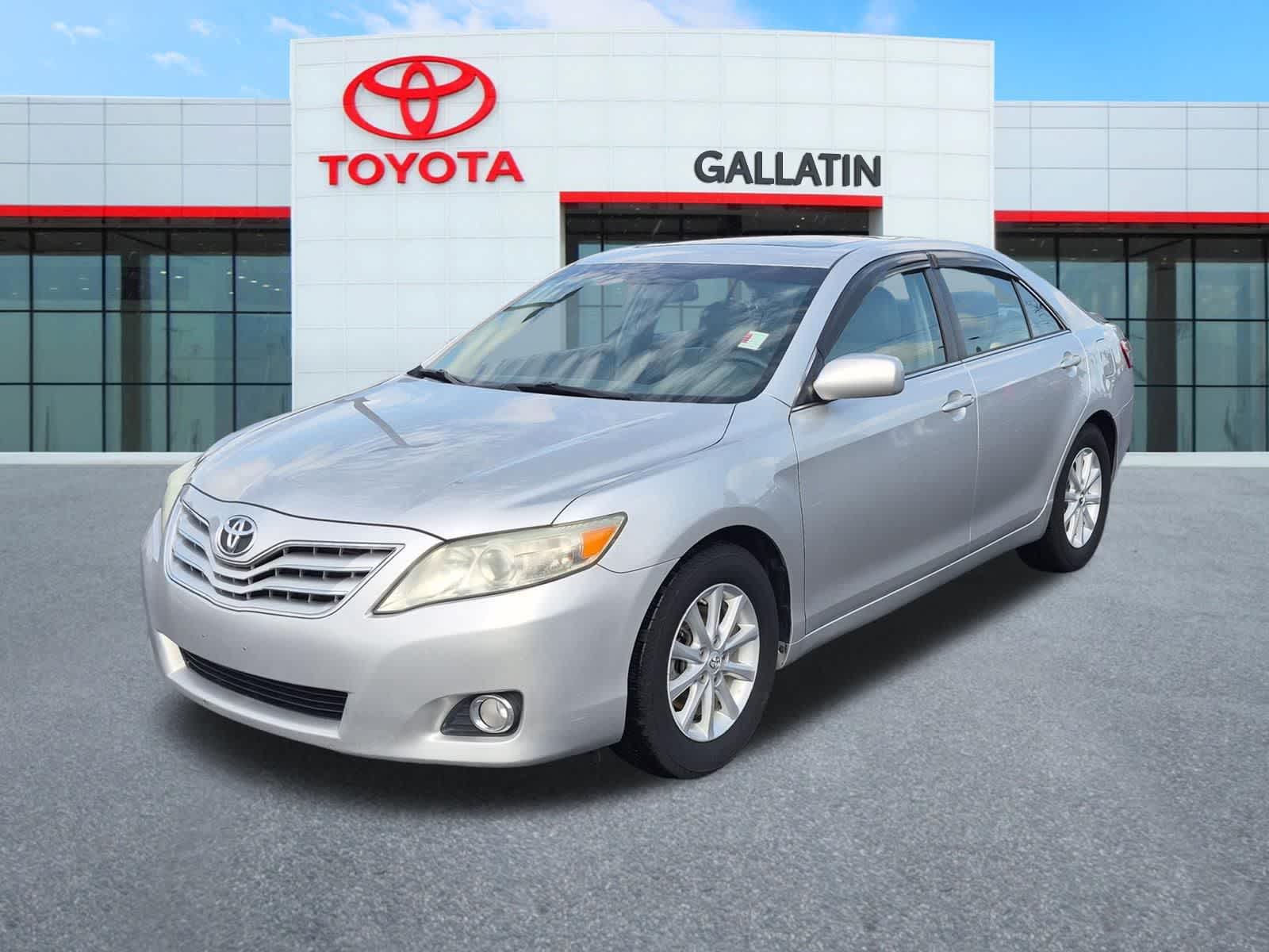 Thumbnail: 2011 Toyota Camry - 4