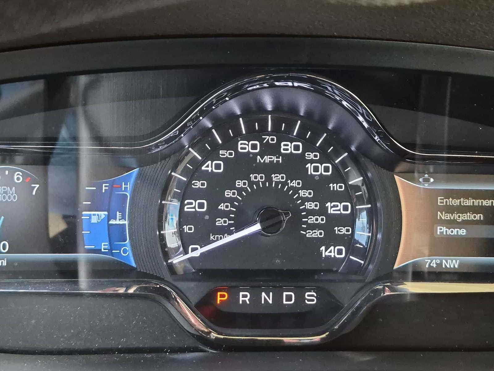 Thumbnail: 2015 Lincoln MKS - 24