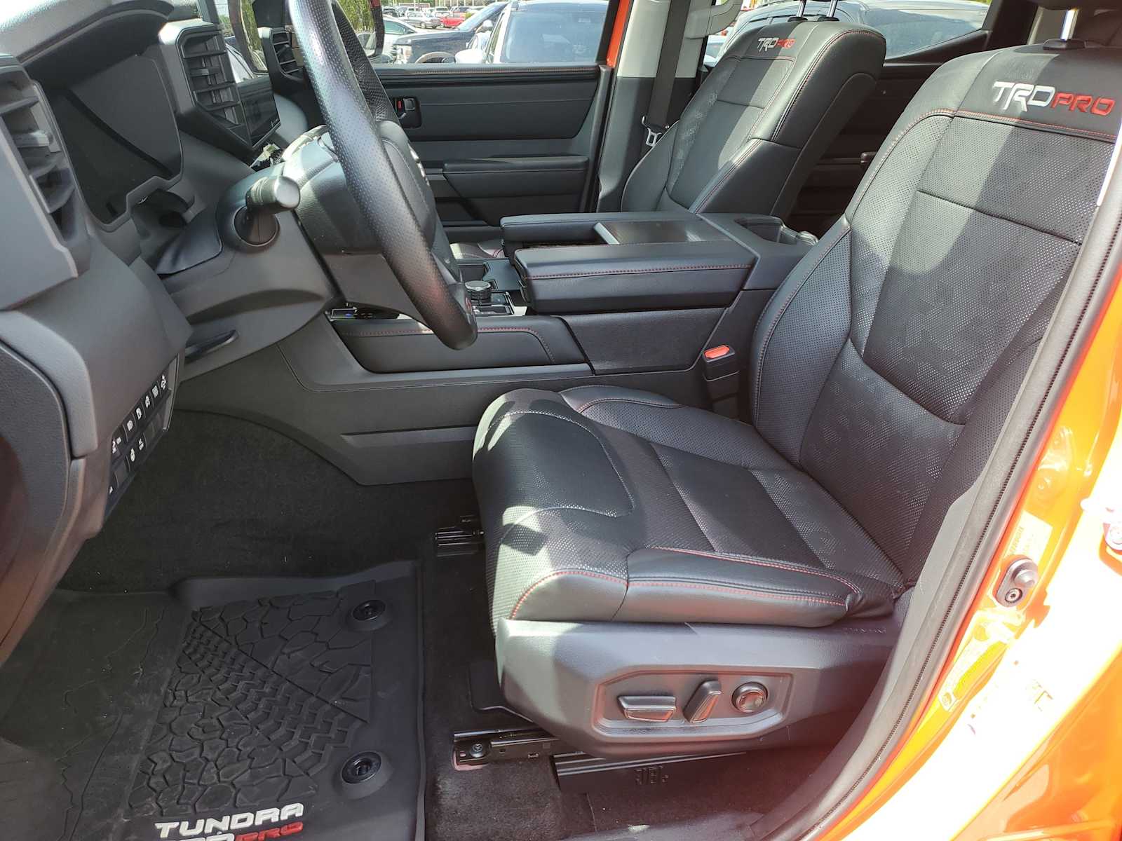 Thumbnail: 2022 Toyota Tundra - 16