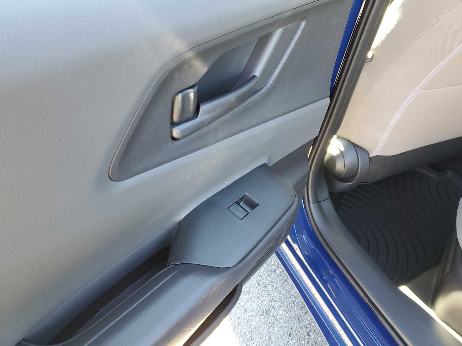 Thumbnail: 2026 Toyota Prius - 10