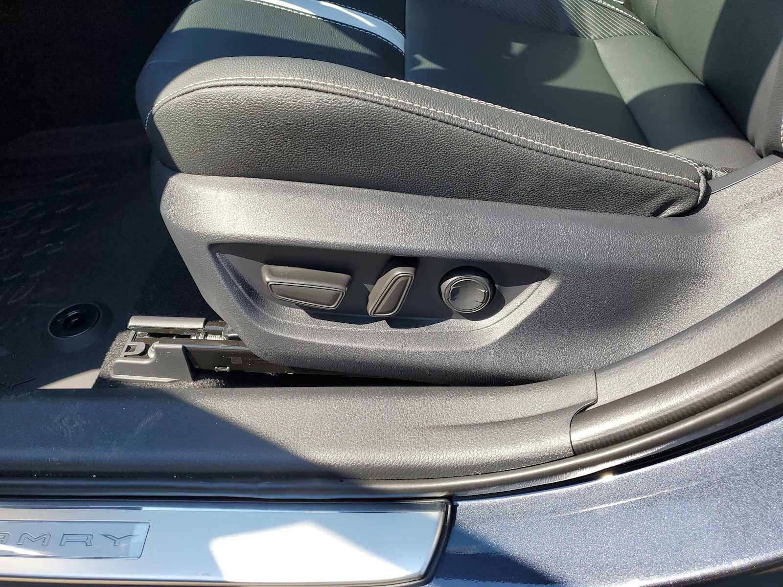 Thumbnail: 2026 Toyota Camry - 19