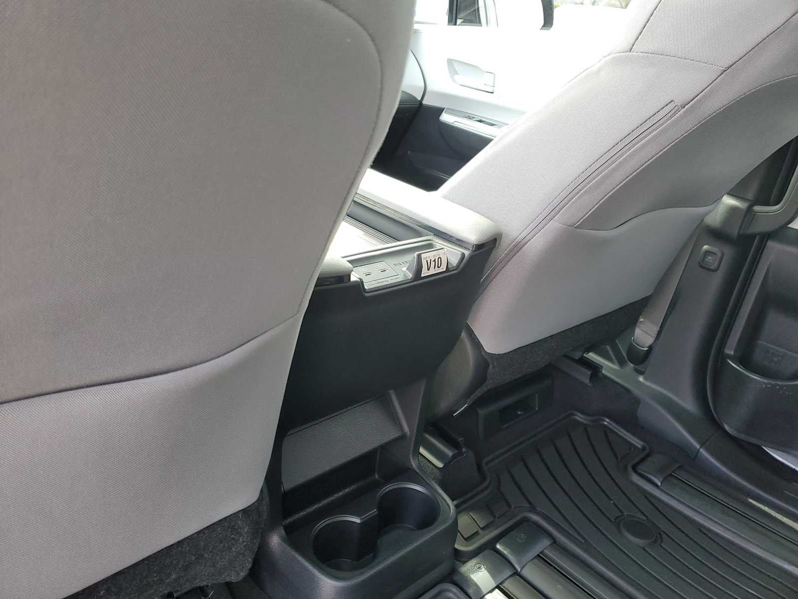 Thumbnail: 2025 Toyota Sienna - 12