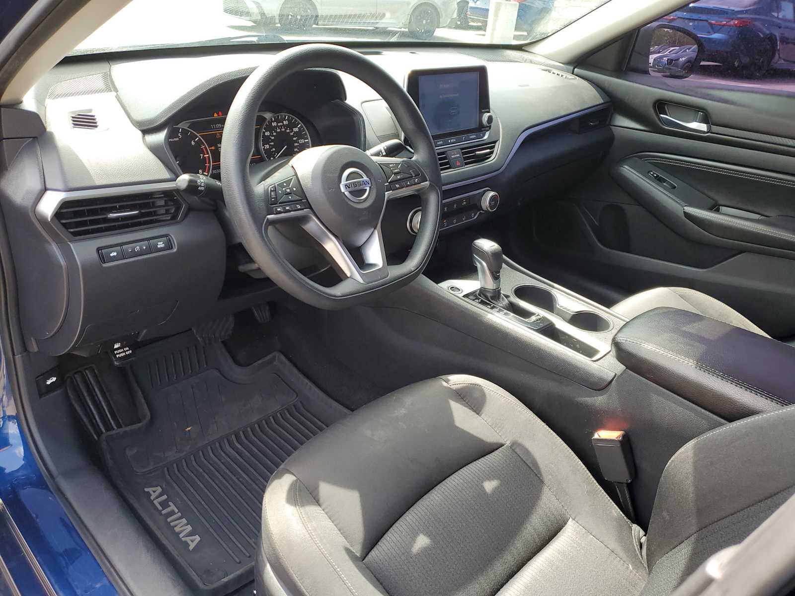 Thumbnail: 2020 Nissan Altima - 19