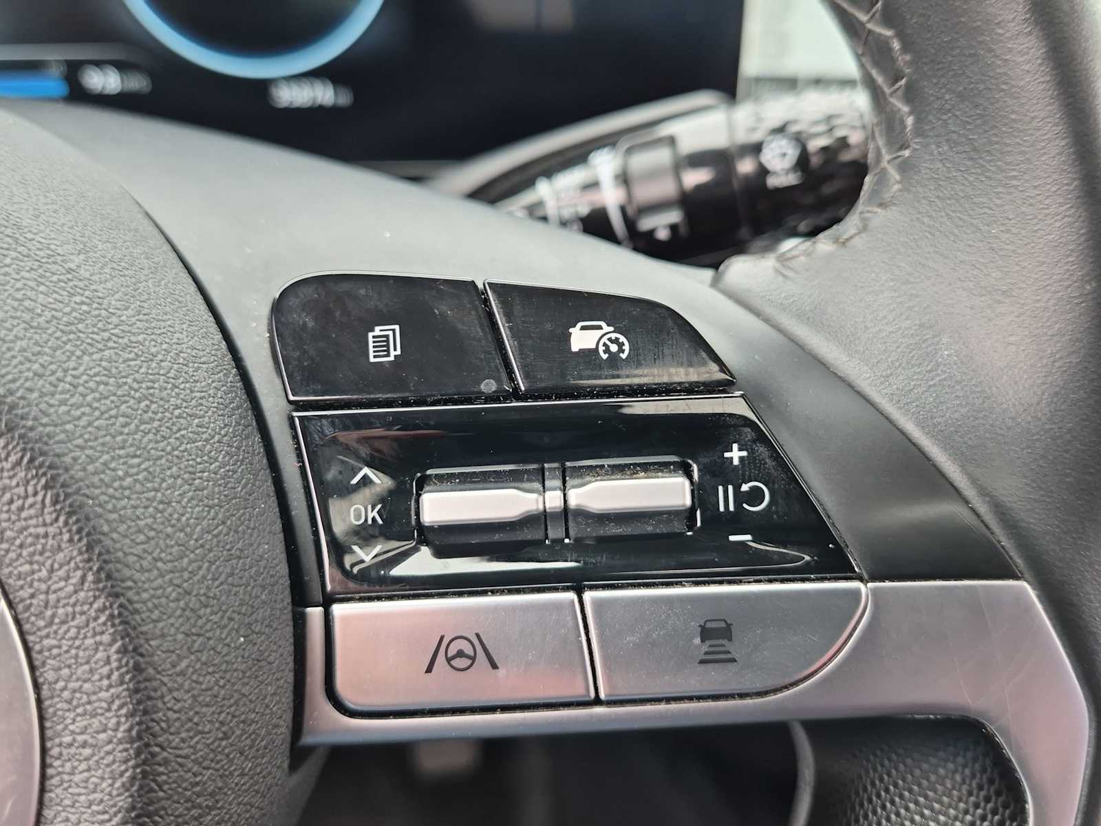 Thumbnail: 2025 Hyundai Elantra - 15