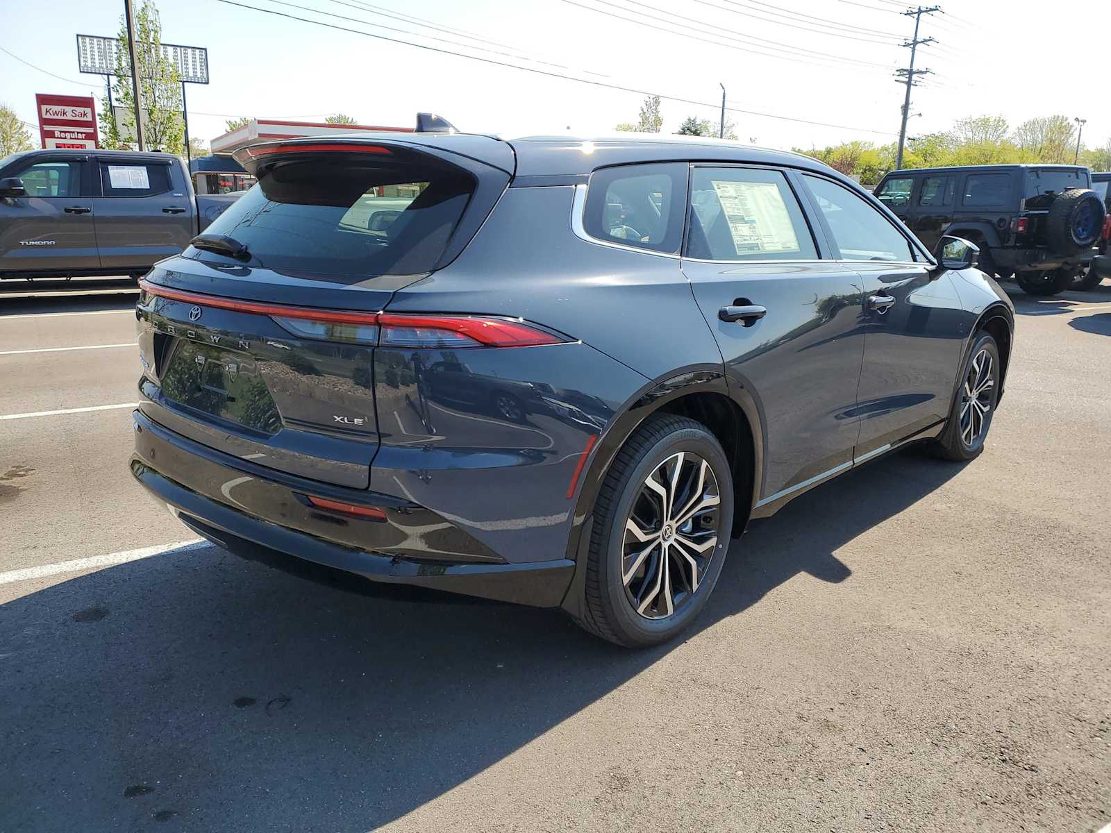 Thumbnail: 2026 Toyota Crown Signia - 3