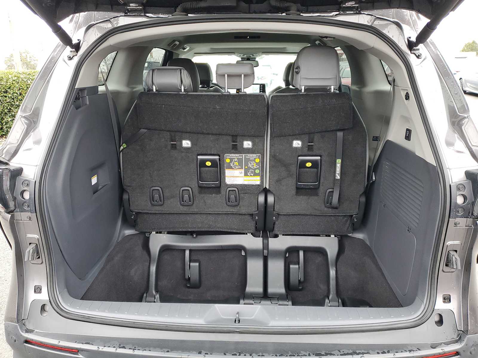 Thumbnail: 2024 Toyota Sienna - 9