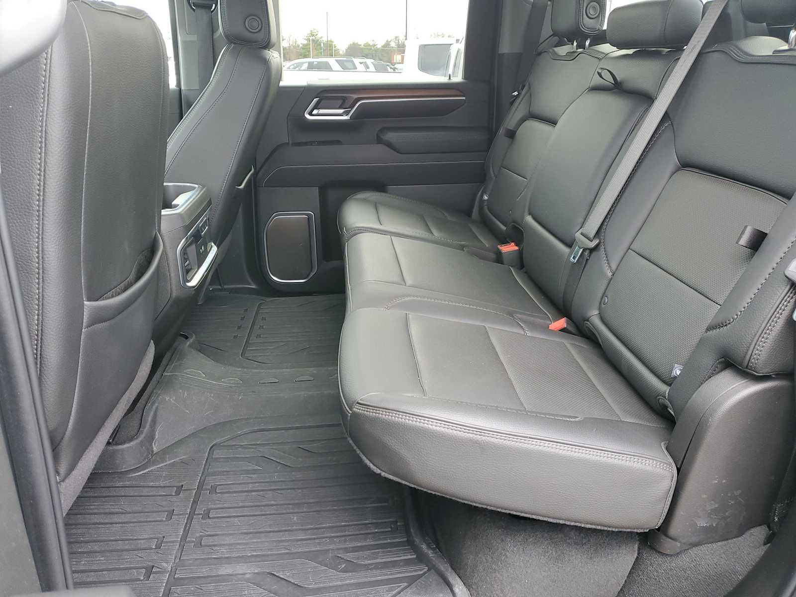 Thumbnail: 2024 GMC Sierra 2500 - 12