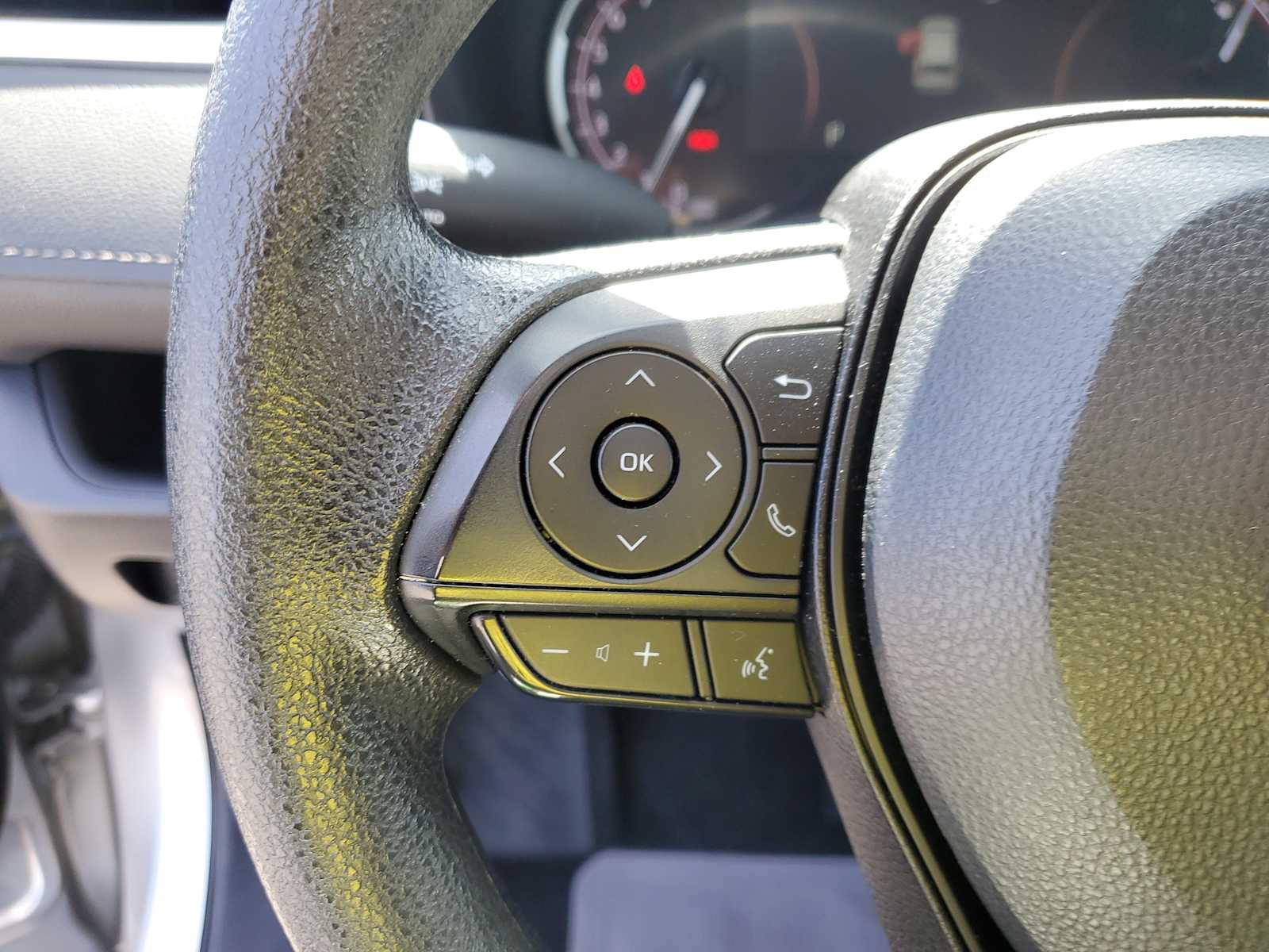 Thumbnail: 2024 Toyota RAV4 - 23