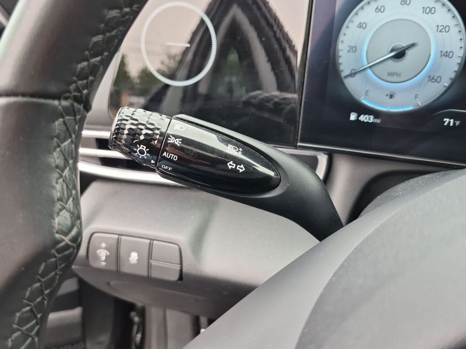 Thumbnail: 2025 Hyundai Elantra - 25