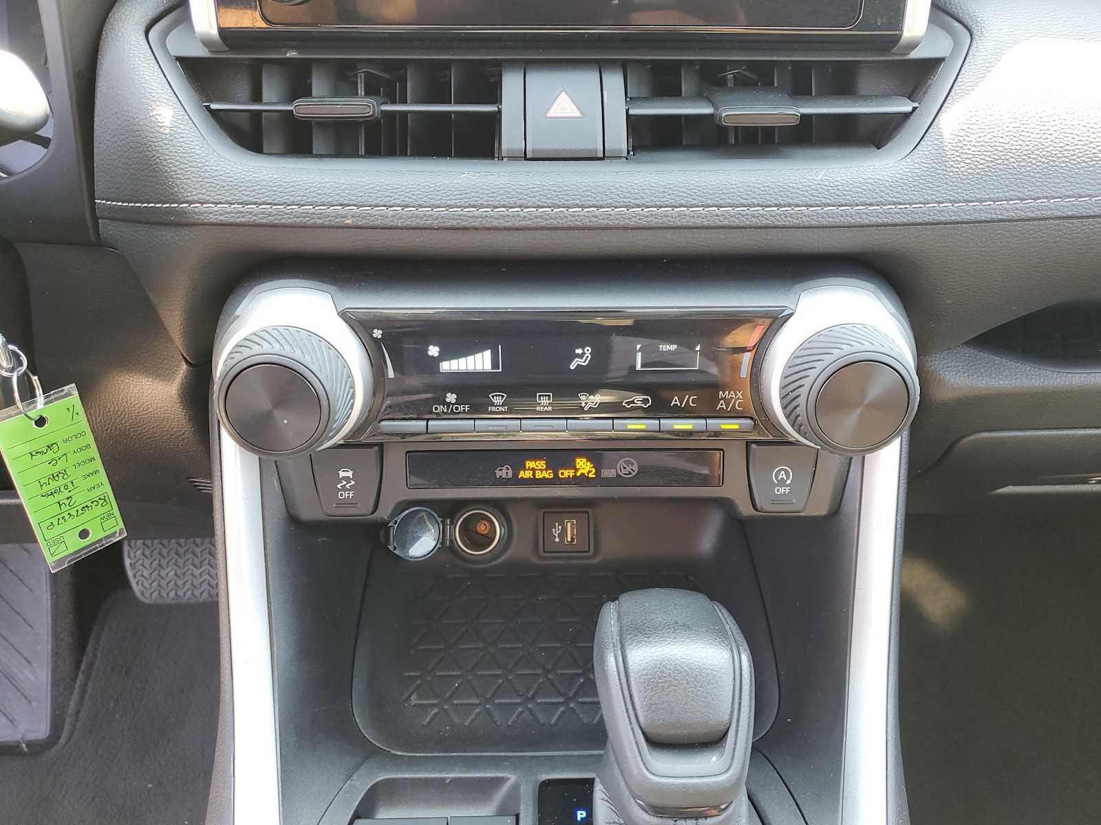 Thumbnail: 2024 Toyota RAV4 - 29