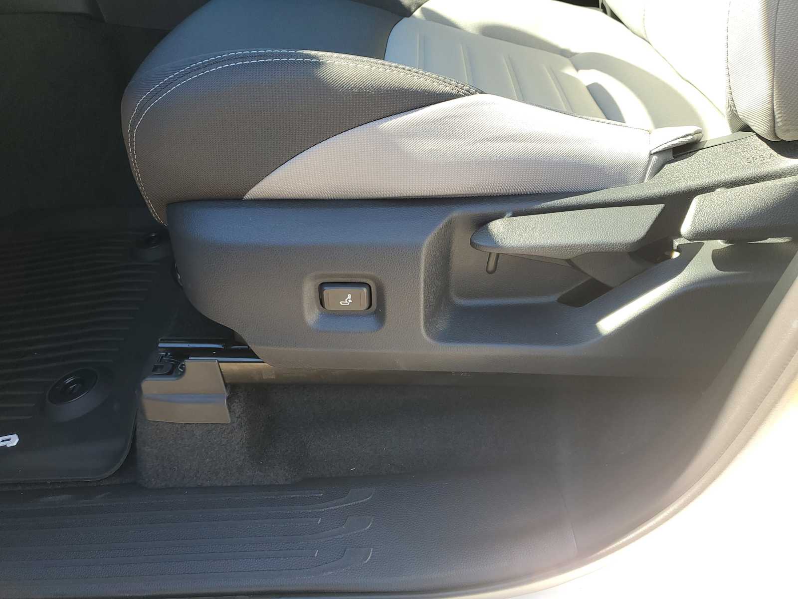 Thumbnail: 2025 Toyota Tacoma - 18