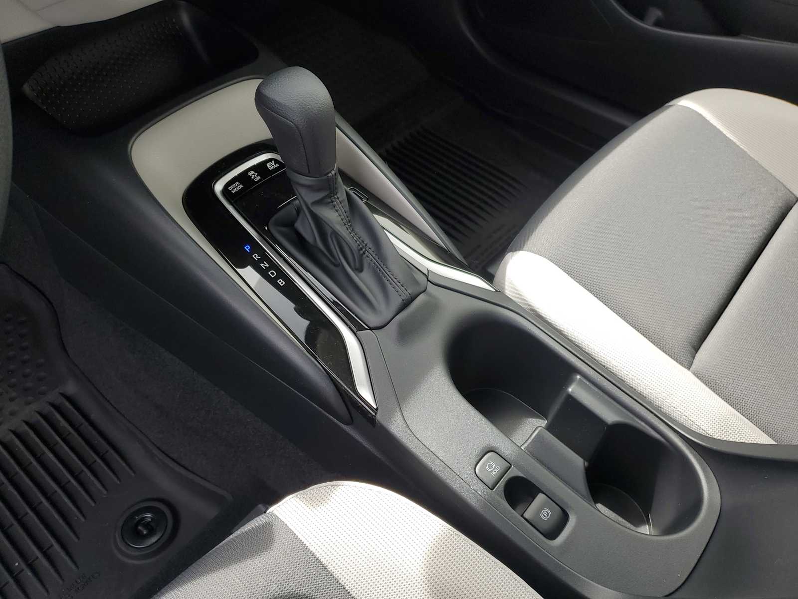 Thumbnail: 2026 Toyota Corolla - 31