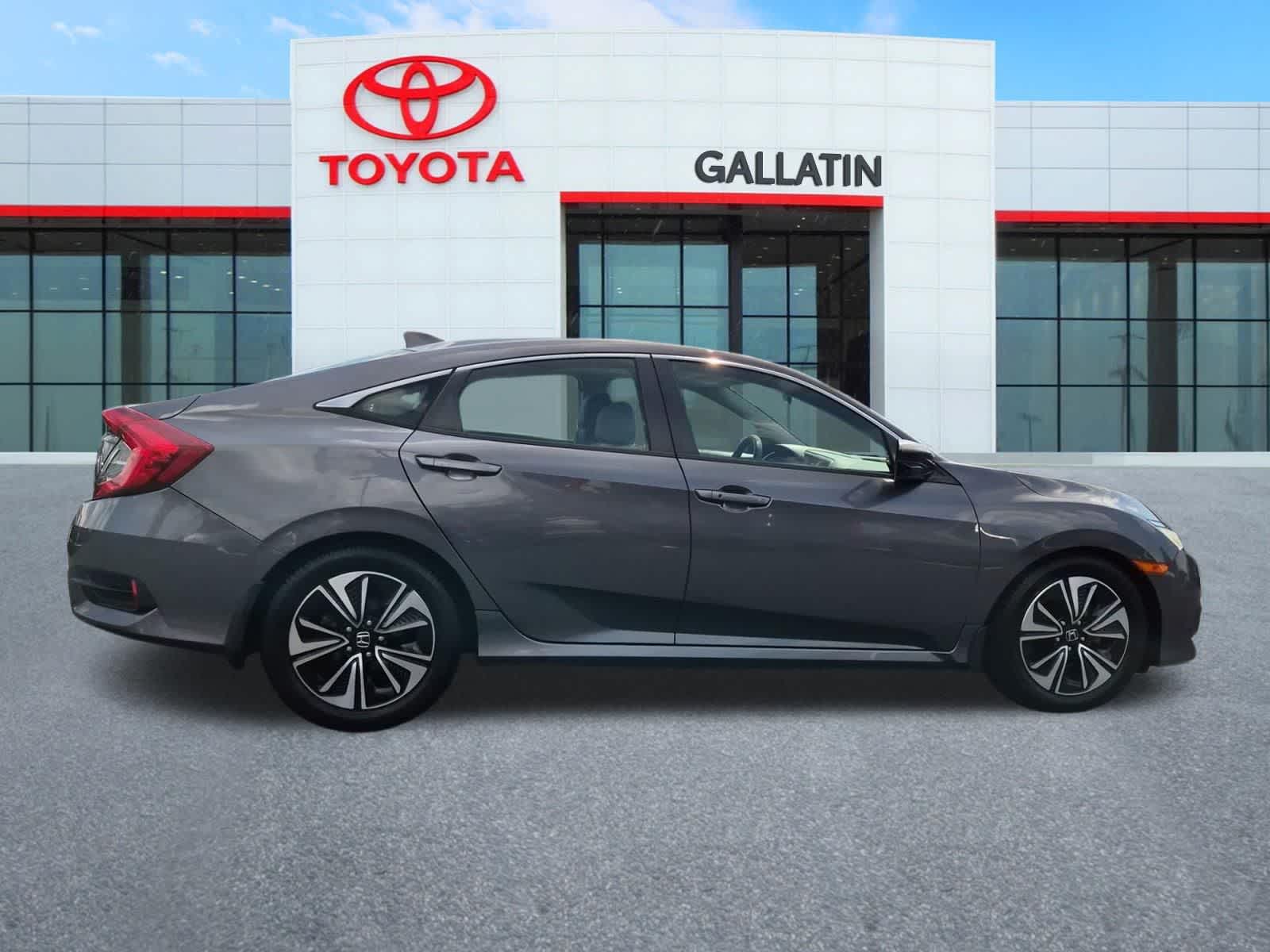 Thumbnail: 2016 Honda Civic - 9