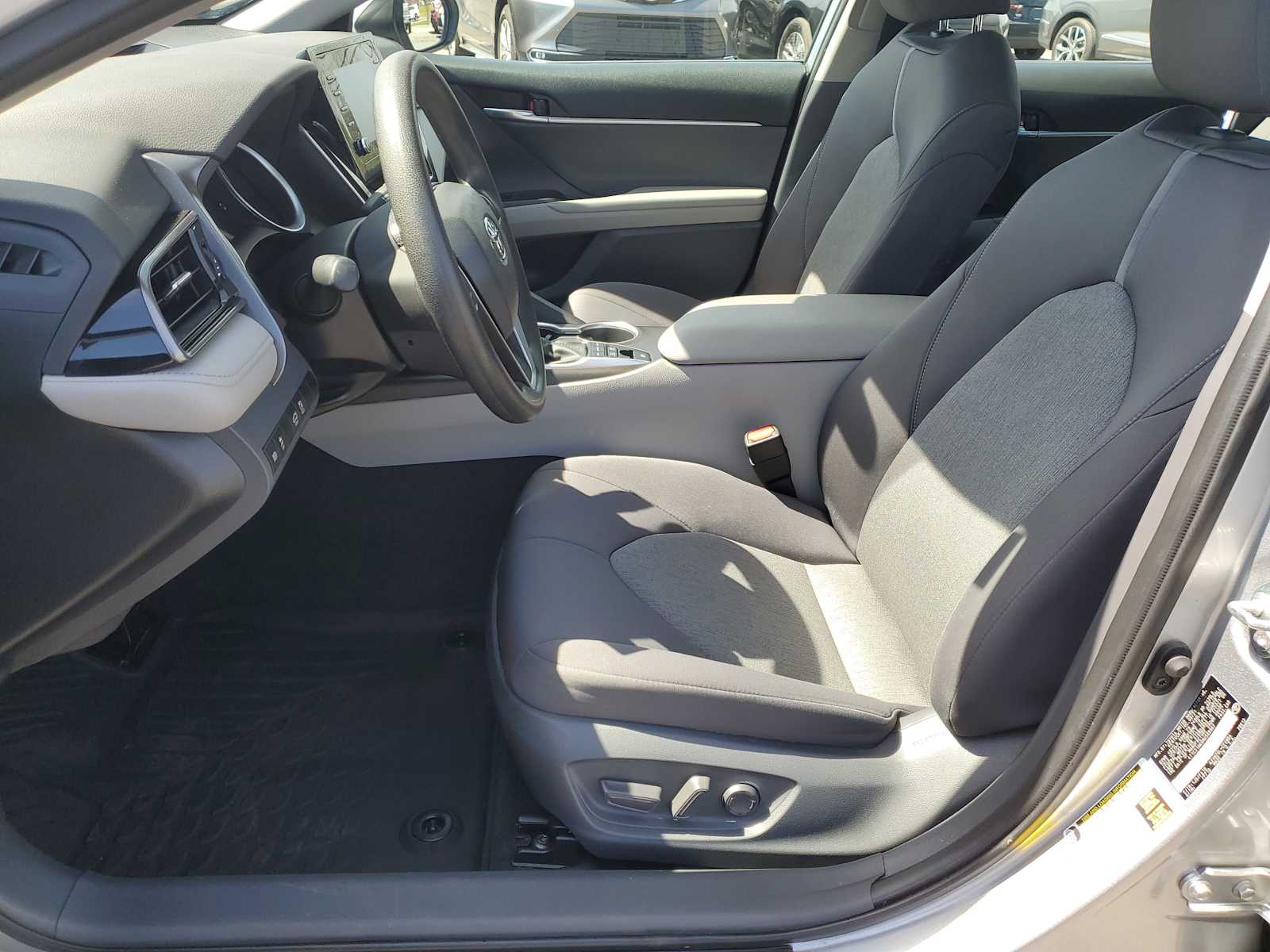 Thumbnail: 2021 Toyota Camry - 17