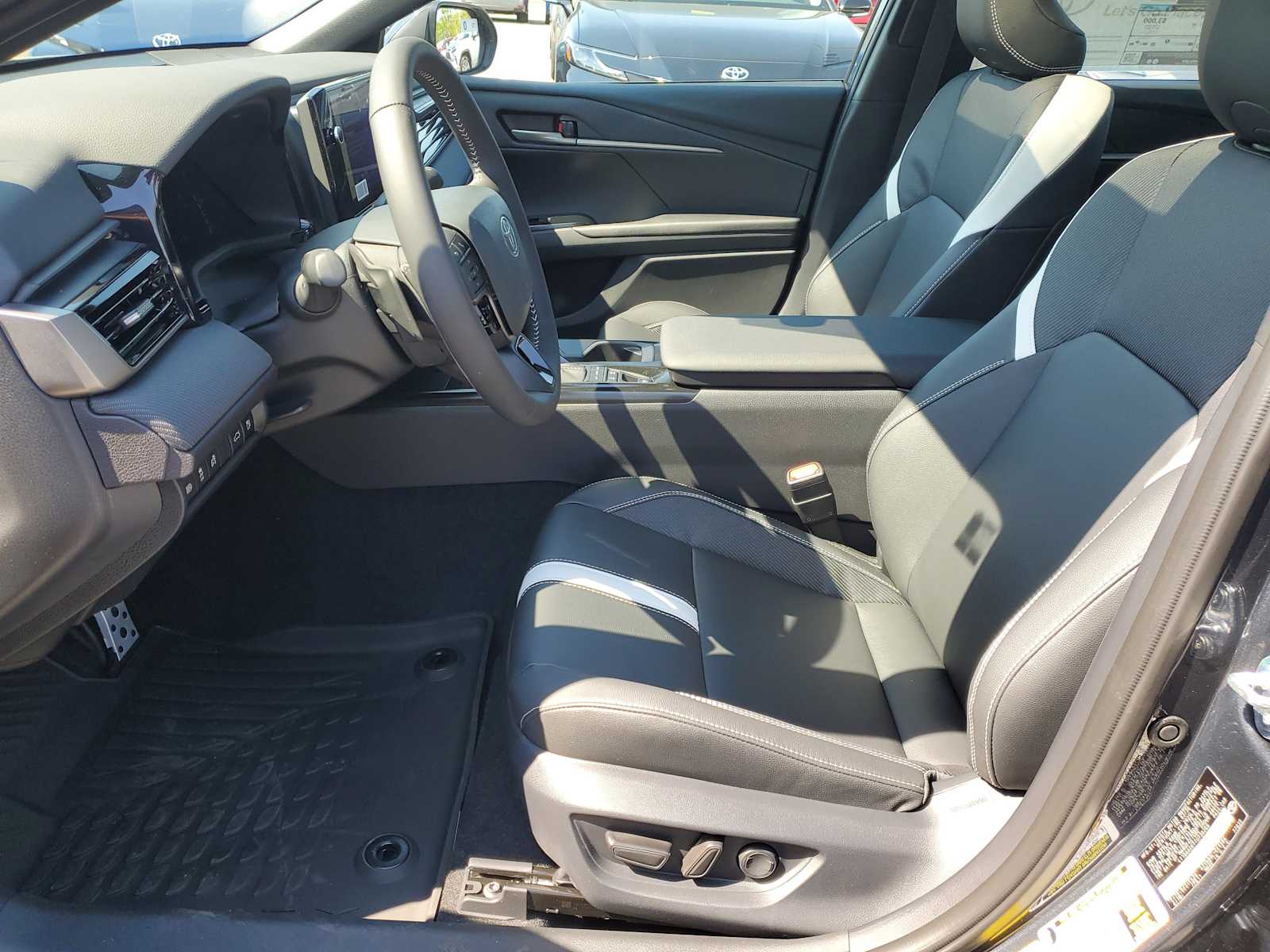 Thumbnail: 2026 Toyota Camry - 18