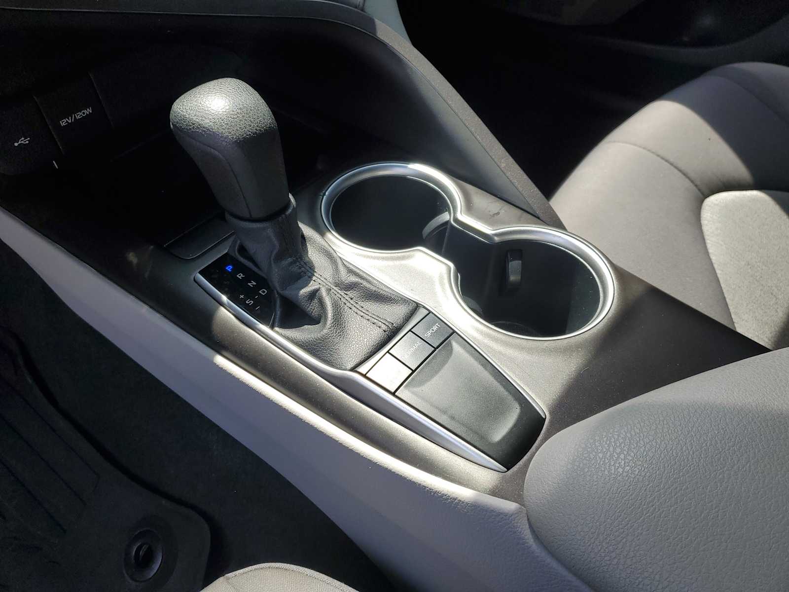 Thumbnail: 2023 Toyota Camry - 30