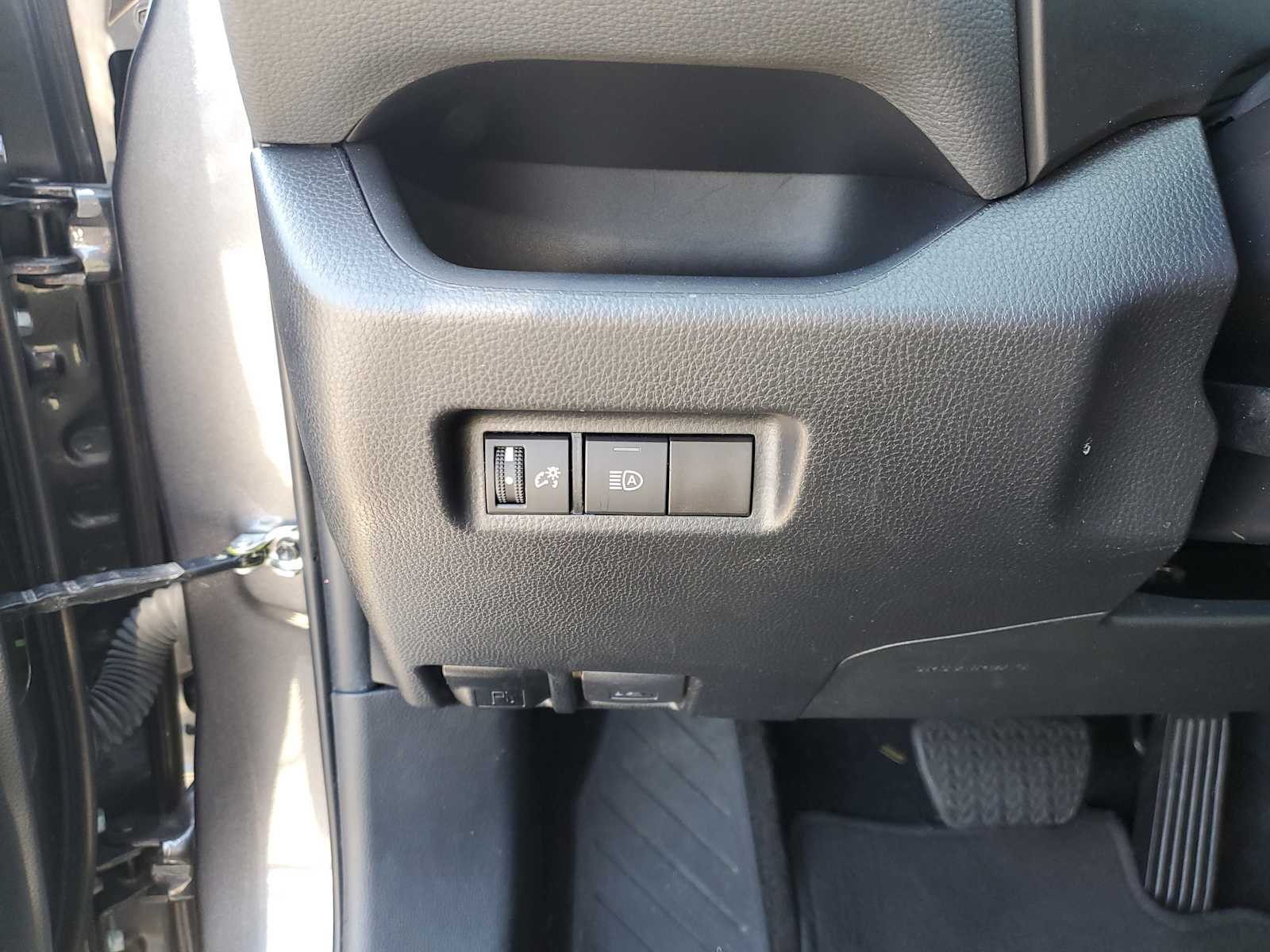 Thumbnail: 2024 Toyota RAV4 - 21