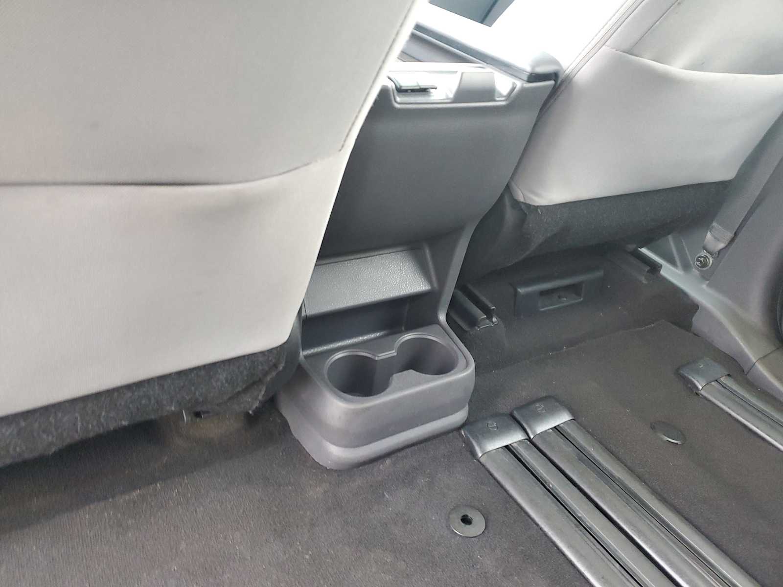 Thumbnail: 2022 Toyota Sienna - 11