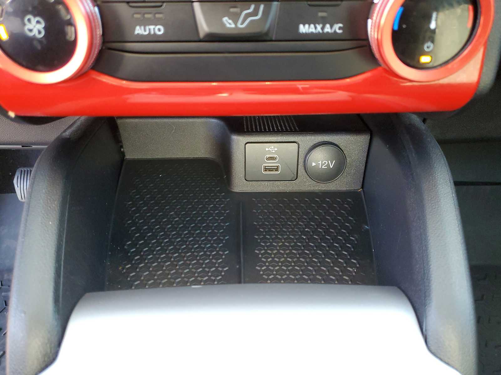 Thumbnail: 2023 Ford Bronco Sport - 29