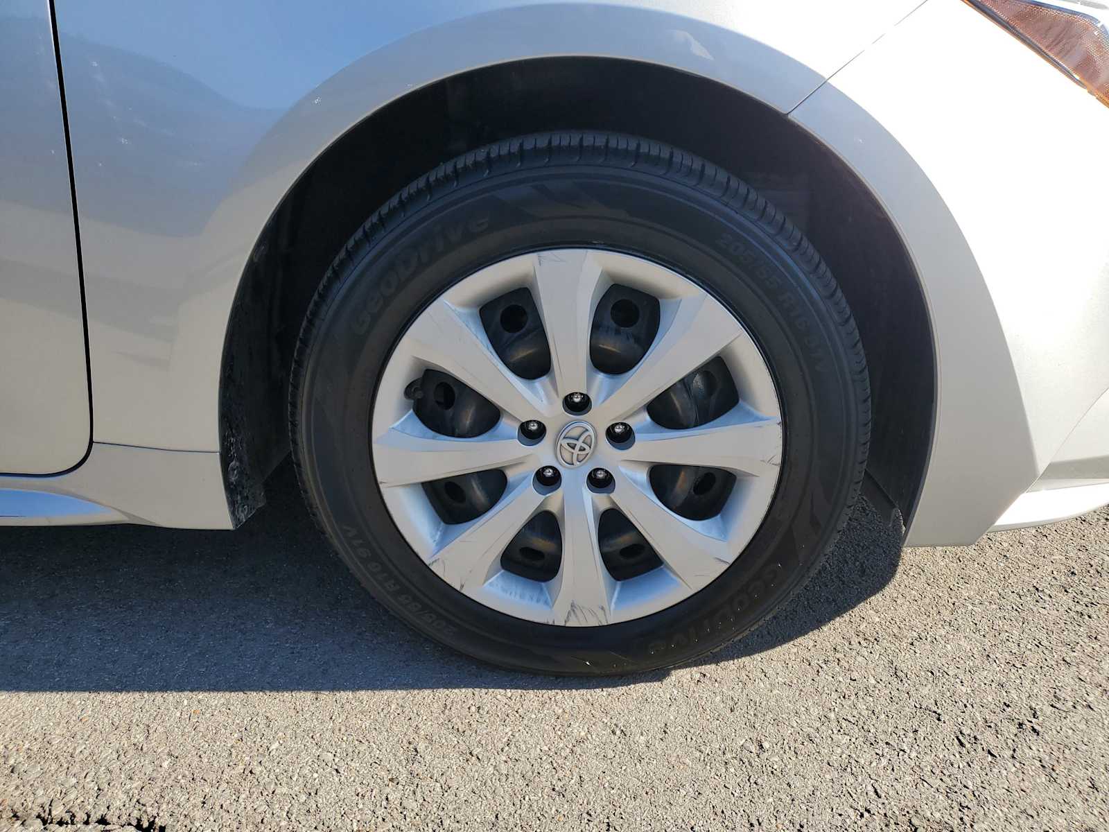 Thumbnail: 2024 Toyota Corolla - 5