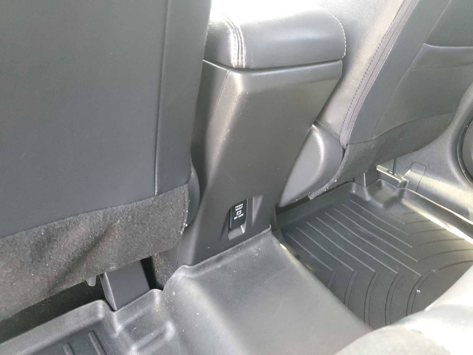 Thumbnail: 2022 Mitsubishi Eclipse Cross - 14