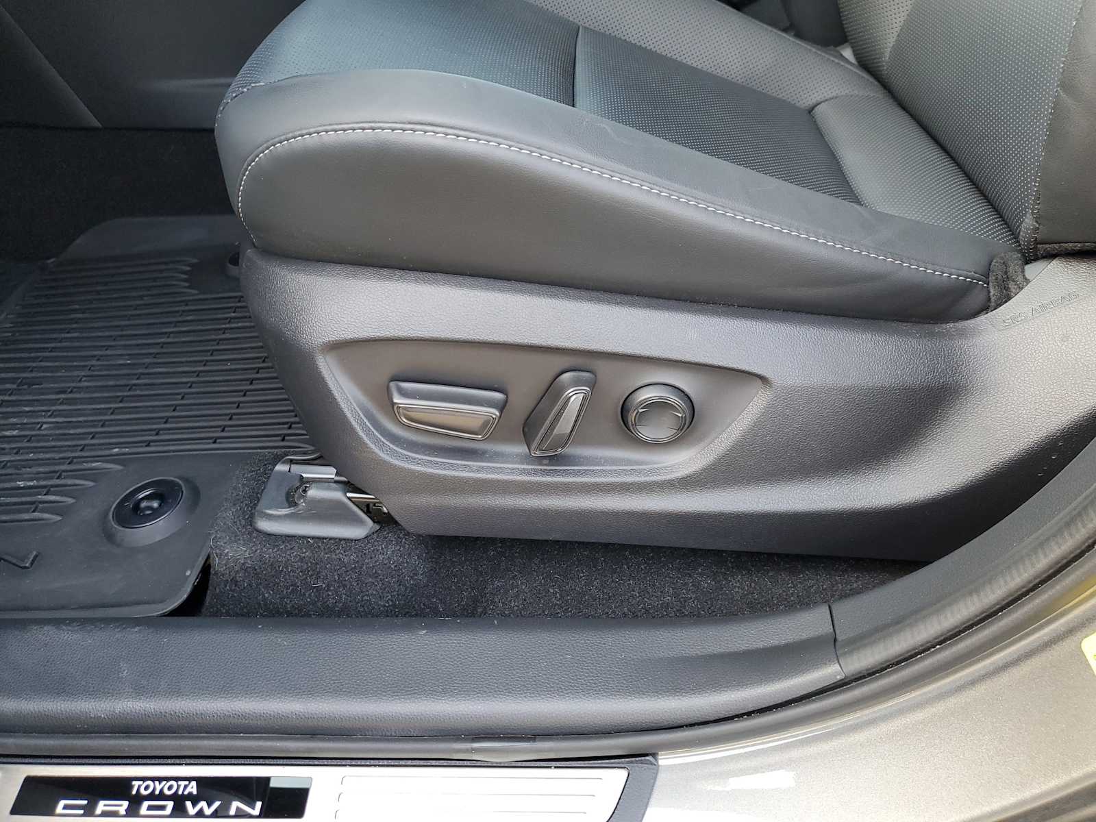 Thumbnail: 2025 Toyota Crown - 20