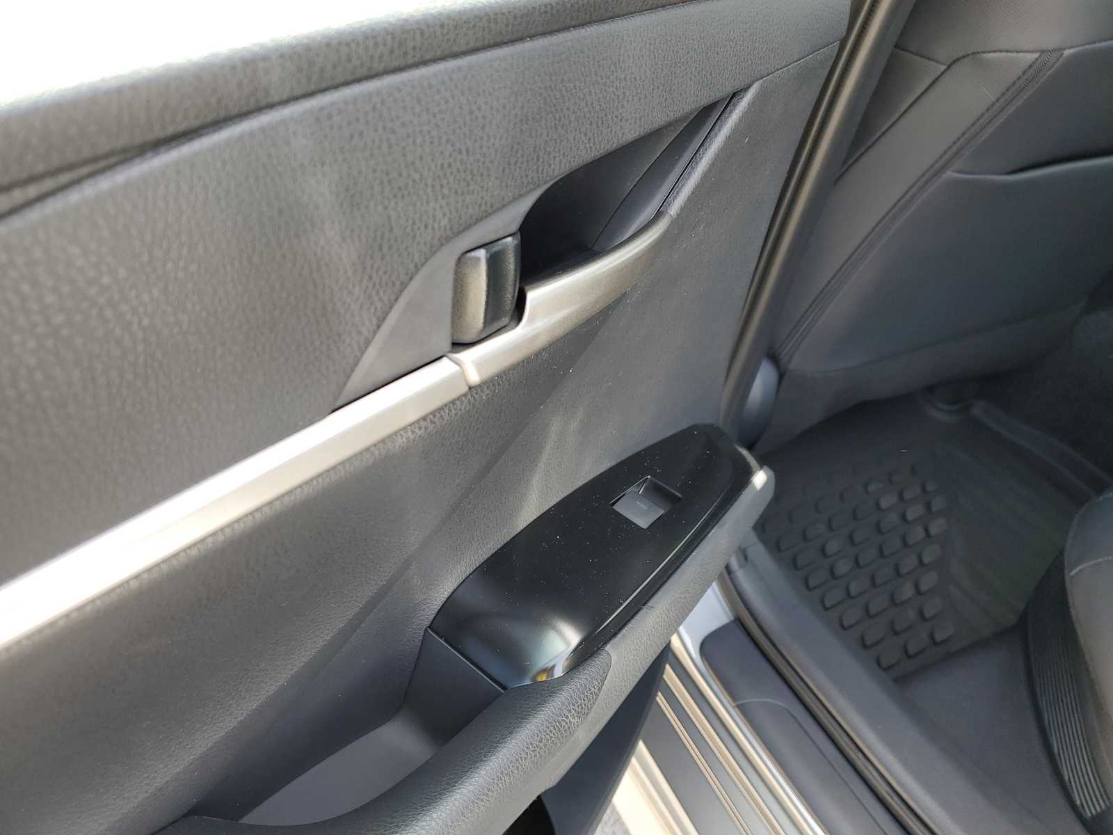 Thumbnail: 2026 Toyota Camry - 11