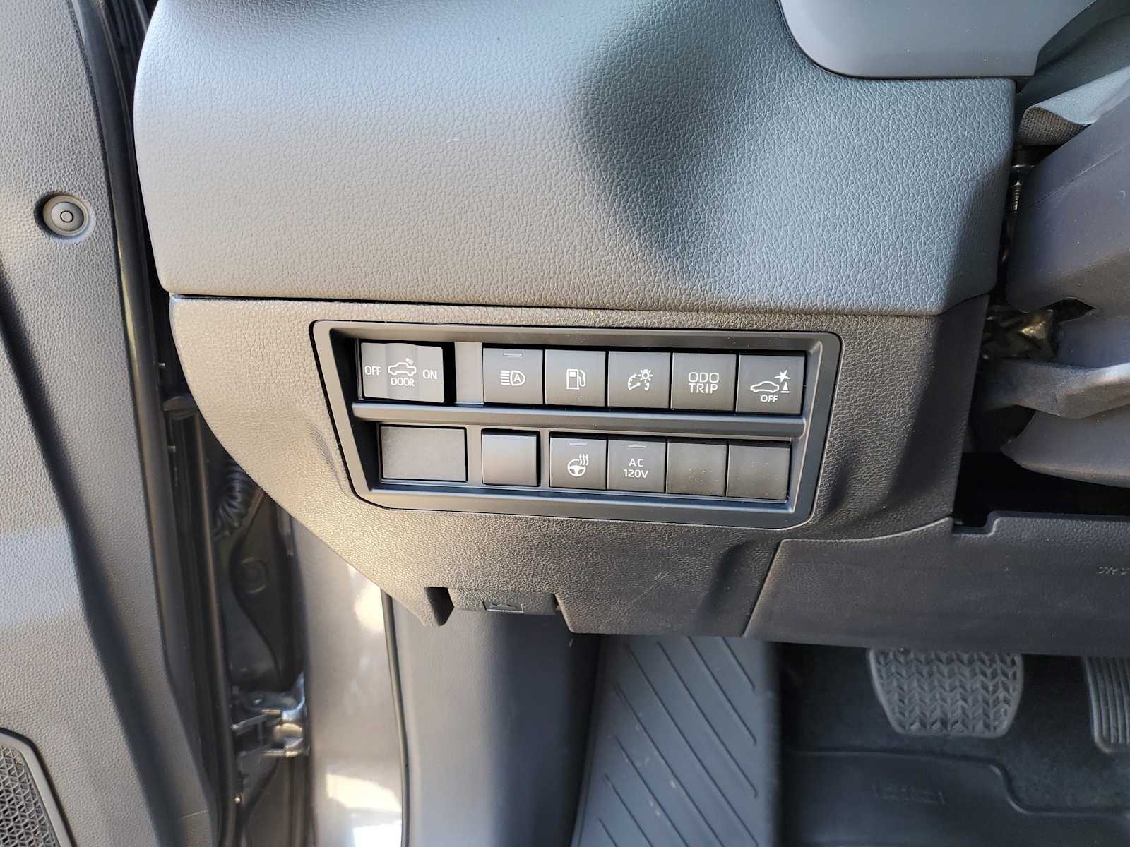 Thumbnail: 2026 Toyota Tundra - 22