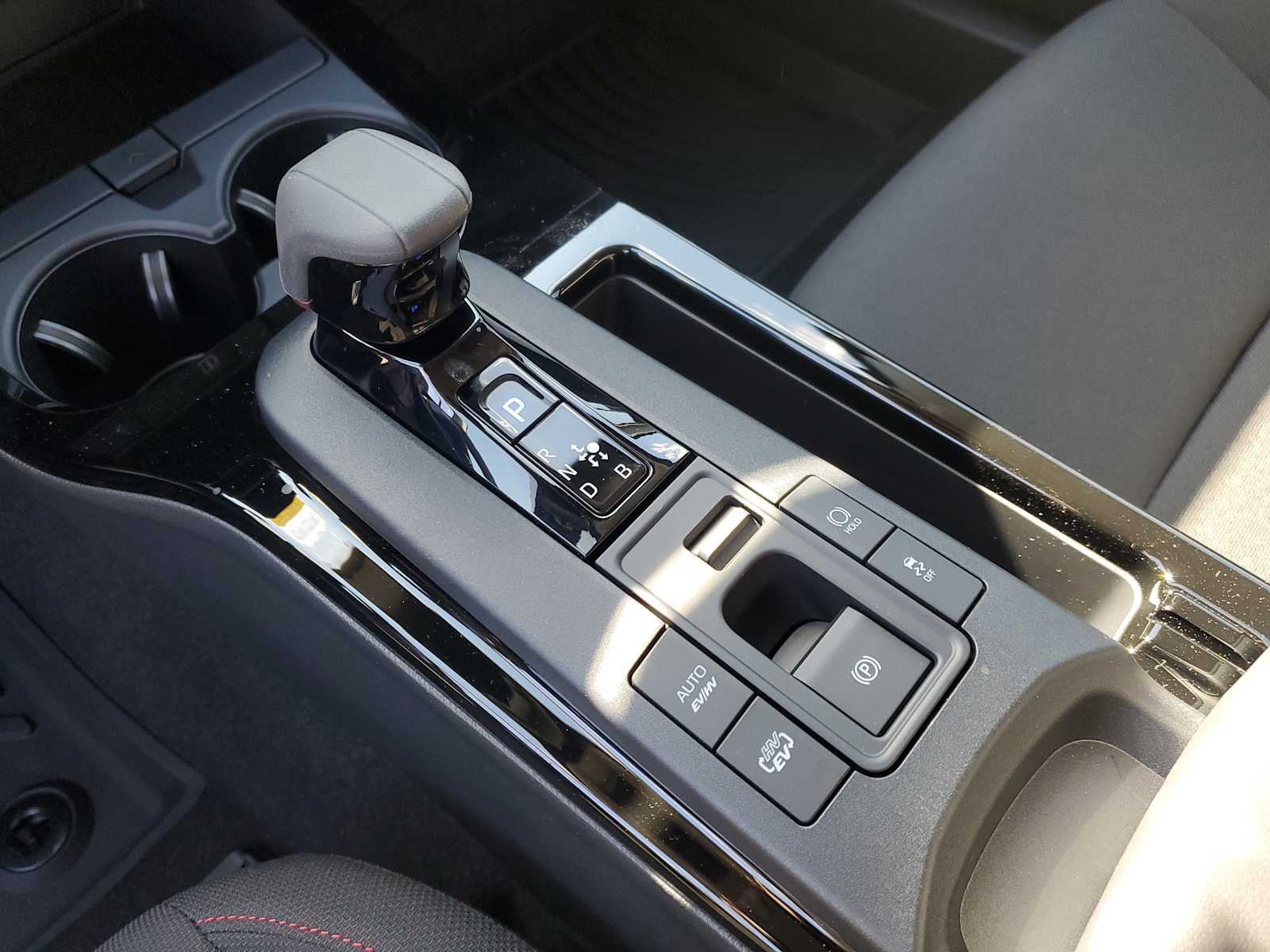 Thumbnail: 2026 Toyota Prius - 28