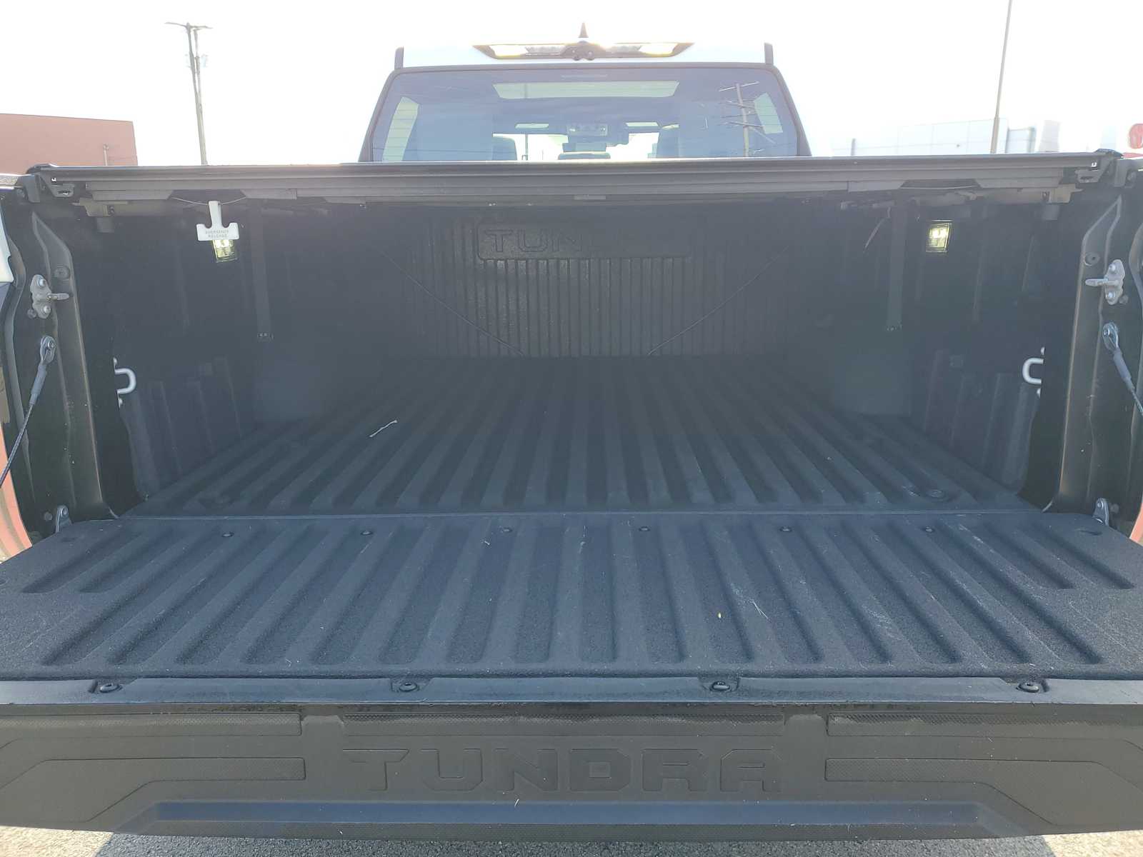 Thumbnail: 2022 Toyota Tundra - 8