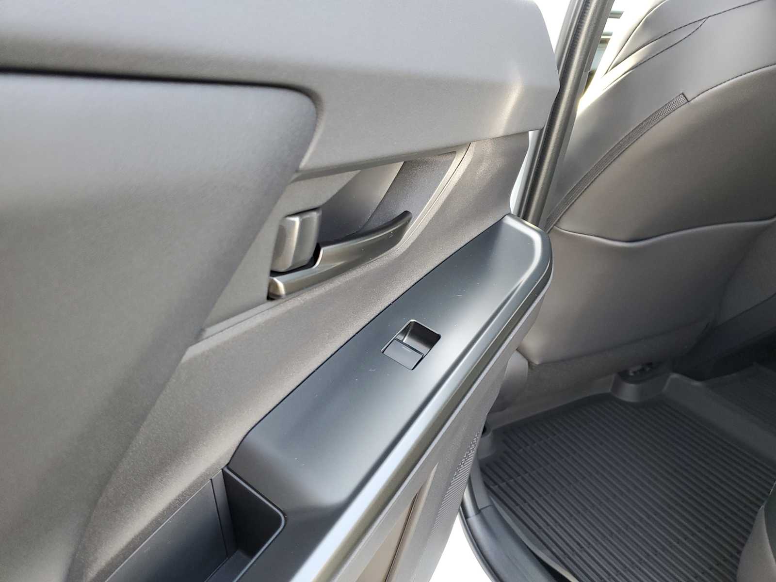 Thumbnail: 2026 Toyota bZ - 12