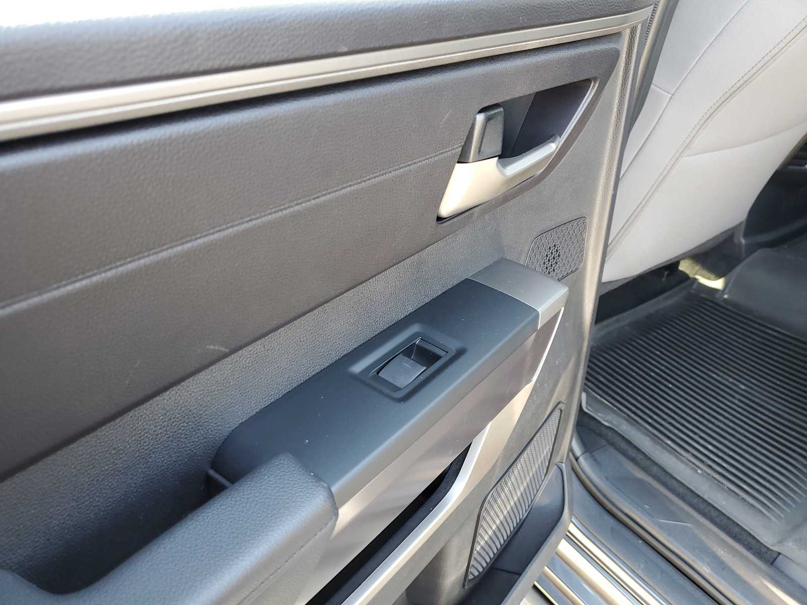 Thumbnail: 2023 Toyota Tundra - 11