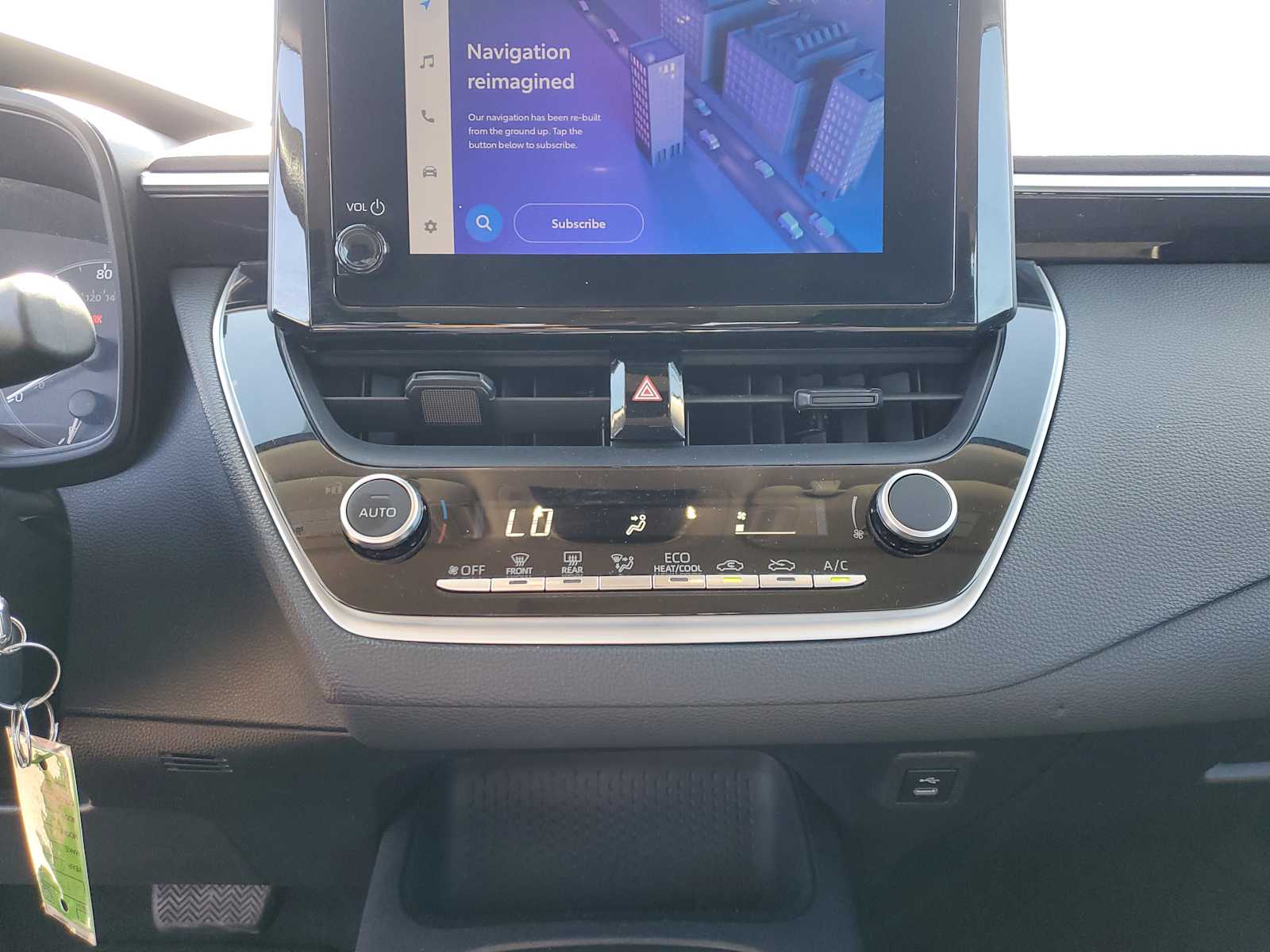 Thumbnail: 2023 Toyota Corolla - 29