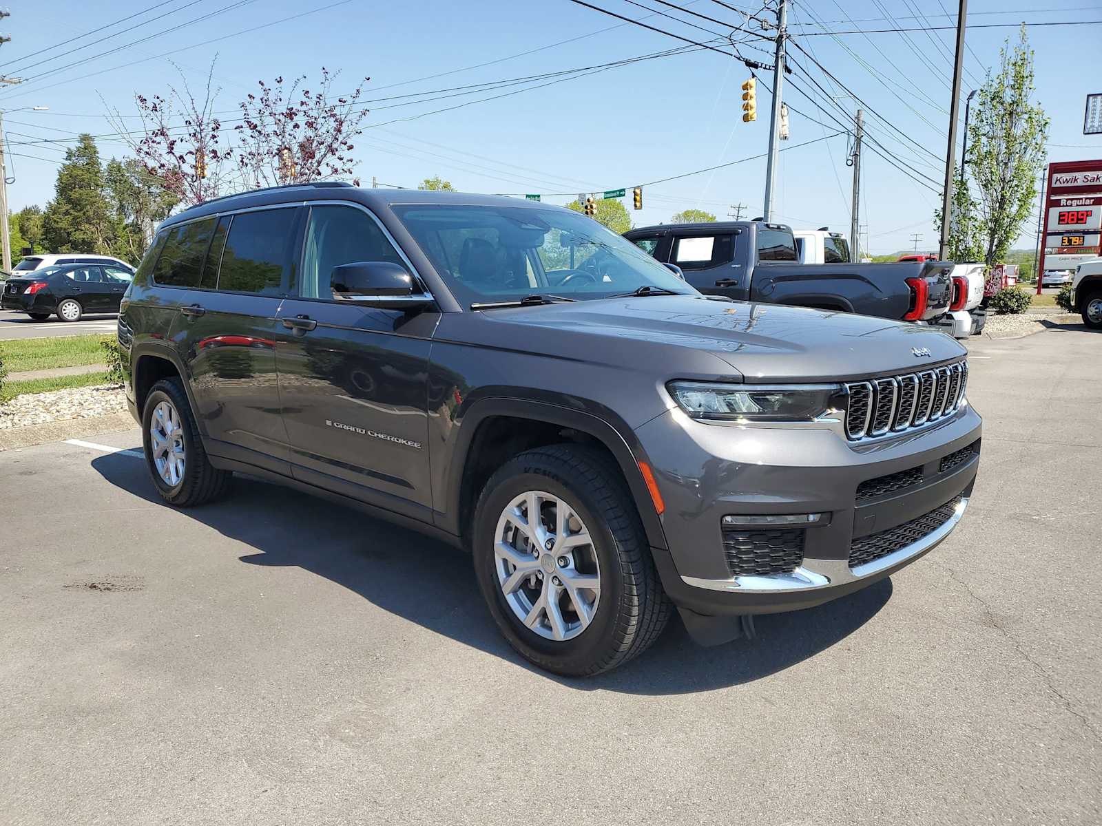 Thumbnail: 2021 Jeep Grand Cherokee L - 4