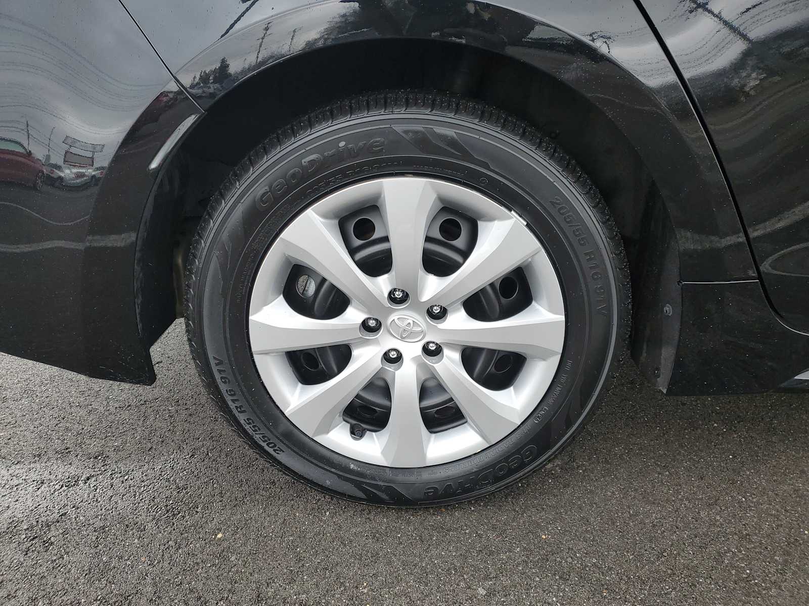 Thumbnail: 2024 Toyota Corolla - 6