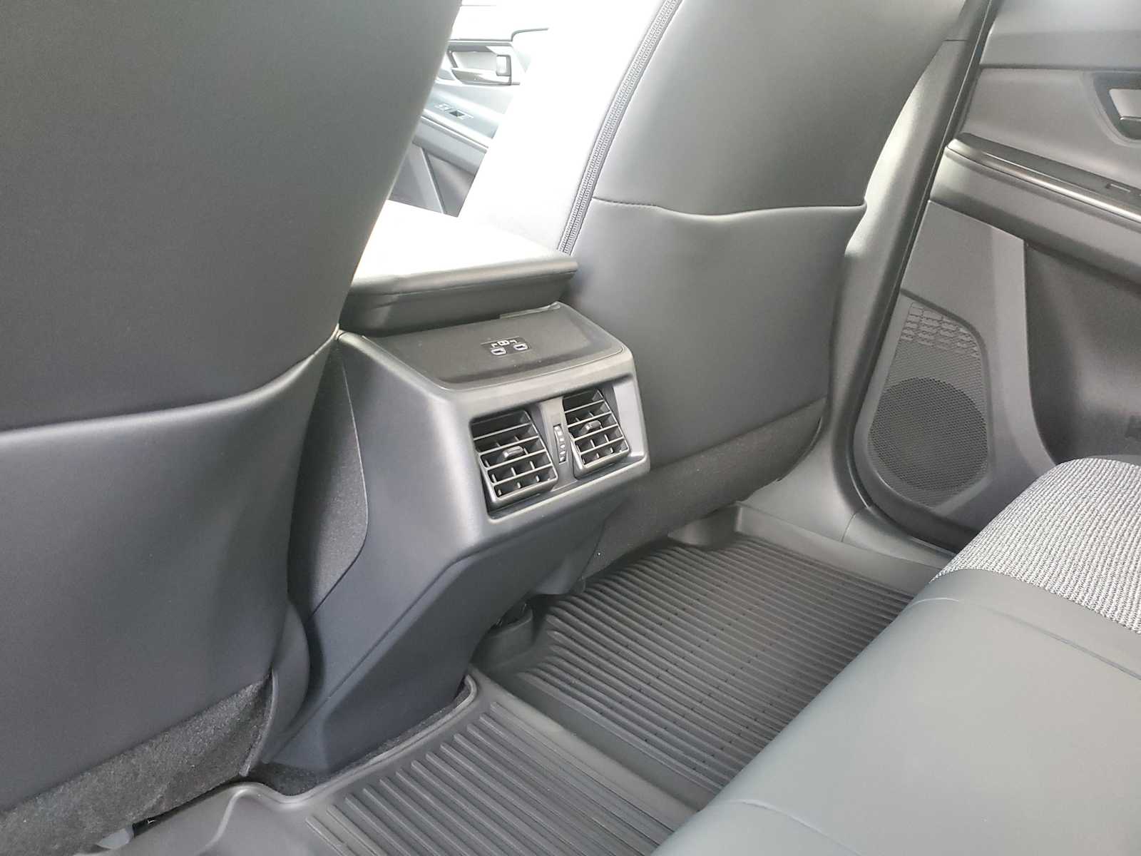 Thumbnail: 2026 Toyota bZ - 15