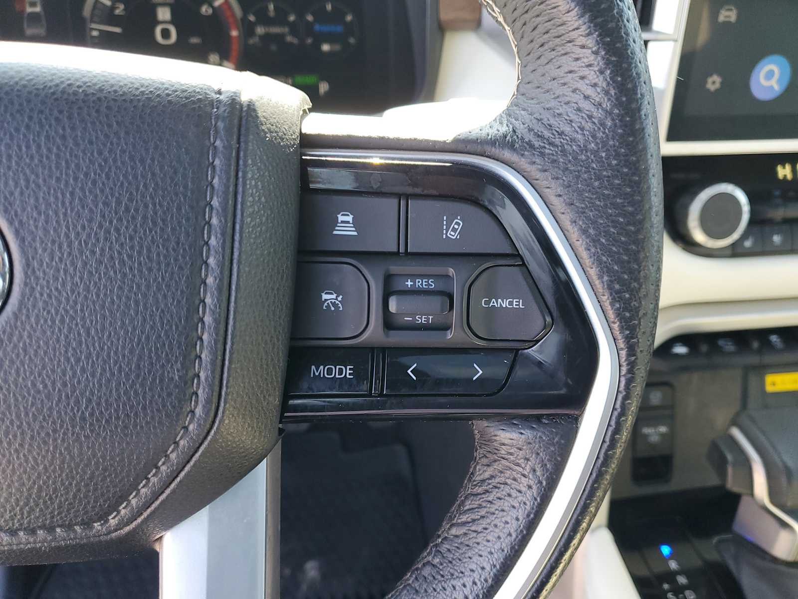 Thumbnail: 2023 Toyota Tundra - 23