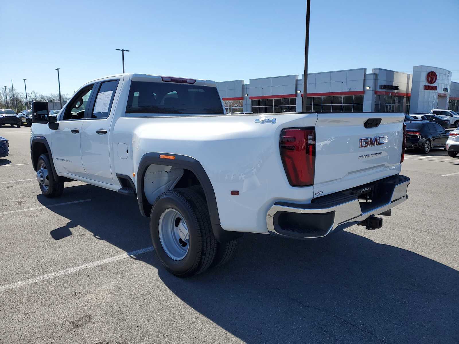 Thumbnail: 2025 GMC Sierra 3500 - 2