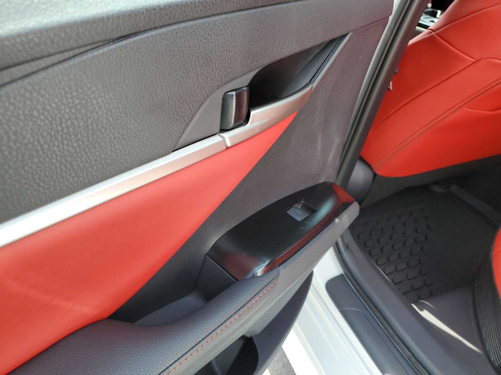 Thumbnail: 2026 Toyota Camry - 11