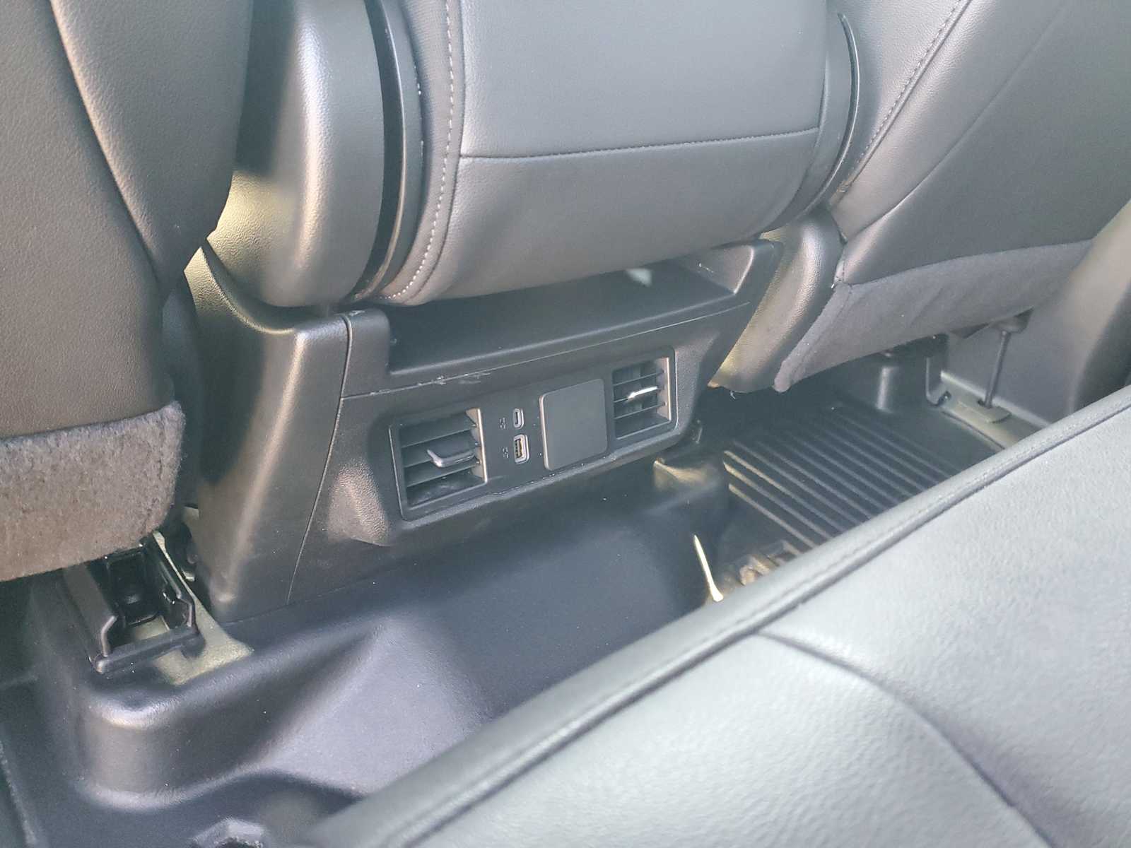 Thumbnail: 2025 GMC Sierra 3500 - 14