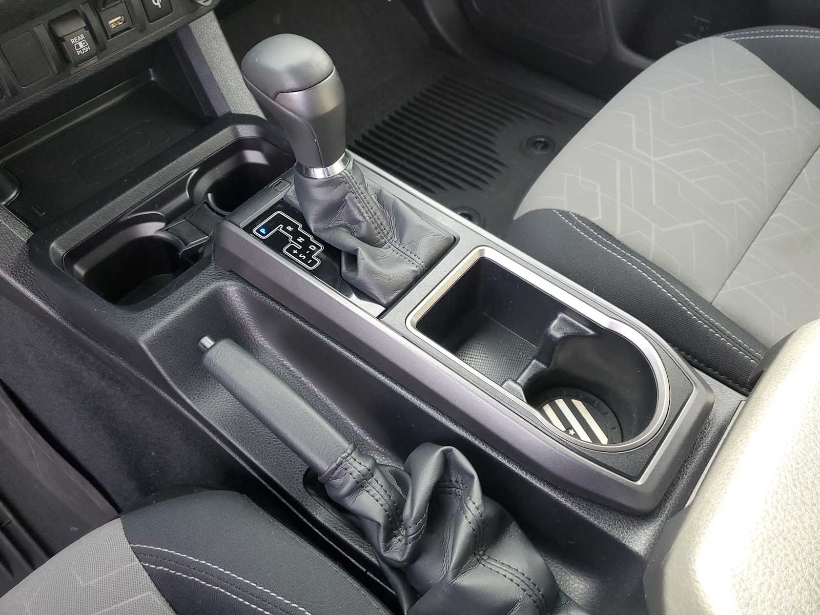 Thumbnail: 2023 Toyota Tacoma - 32